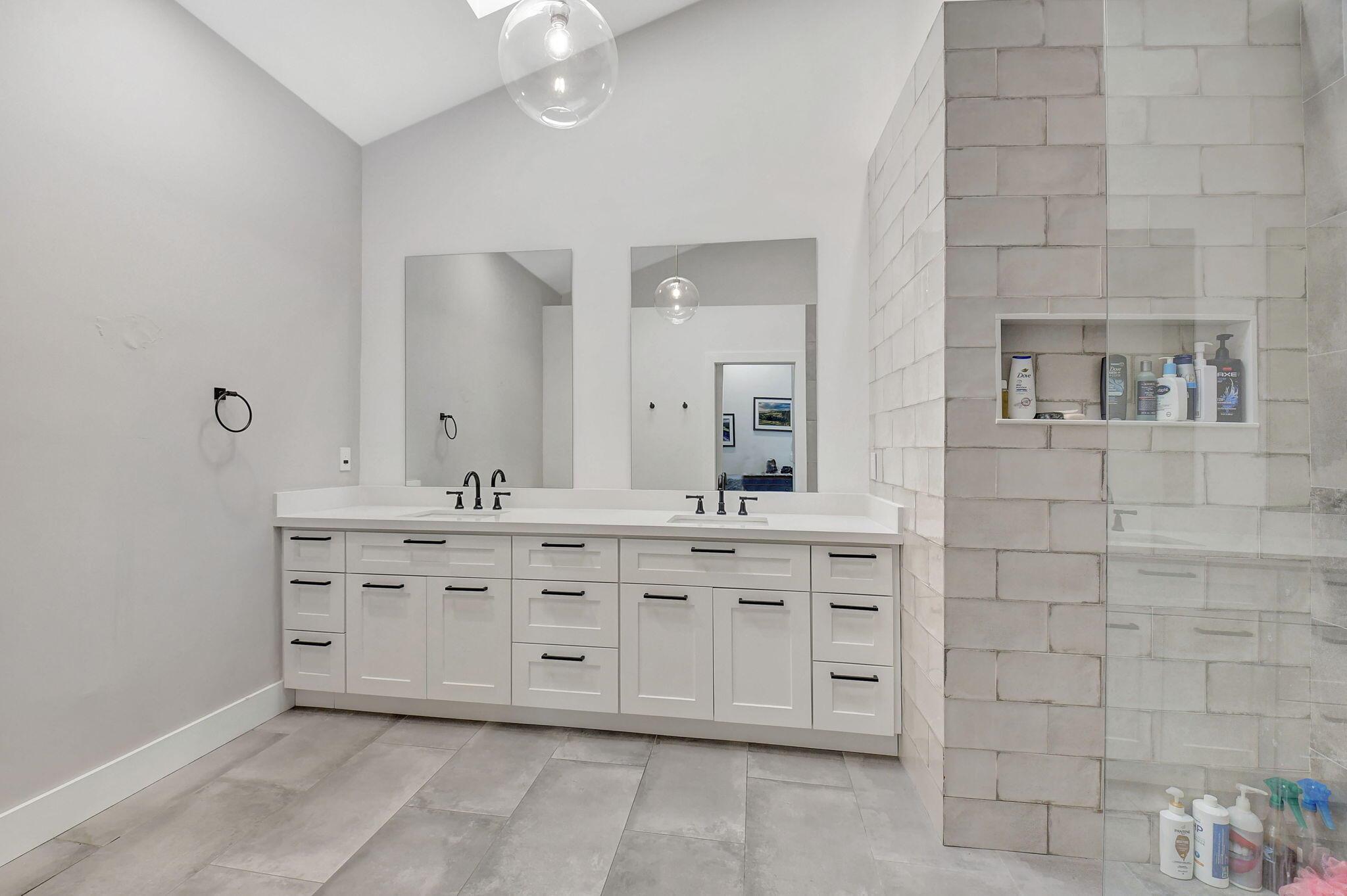 6675 NW 25th Terrace