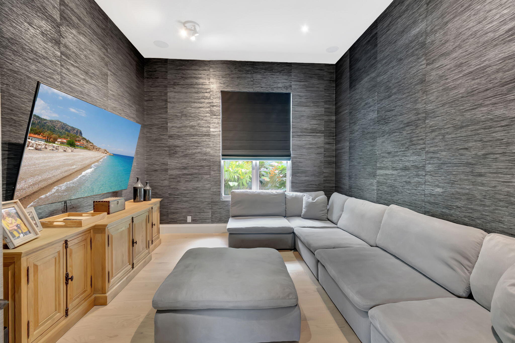 7140 Queenferry Circle