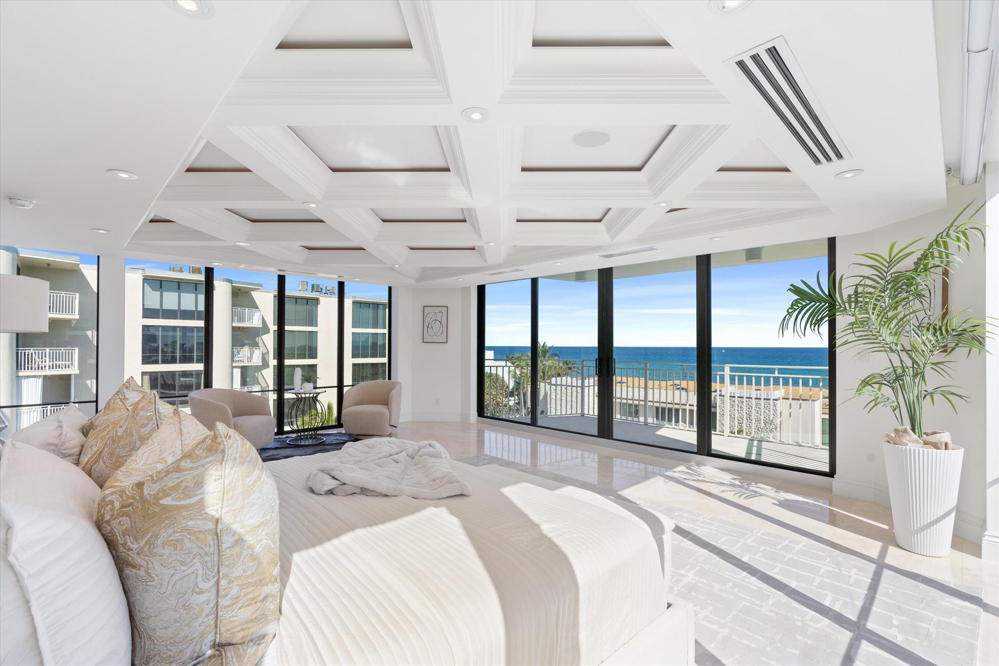 2155 S Ocean Boulevard 10