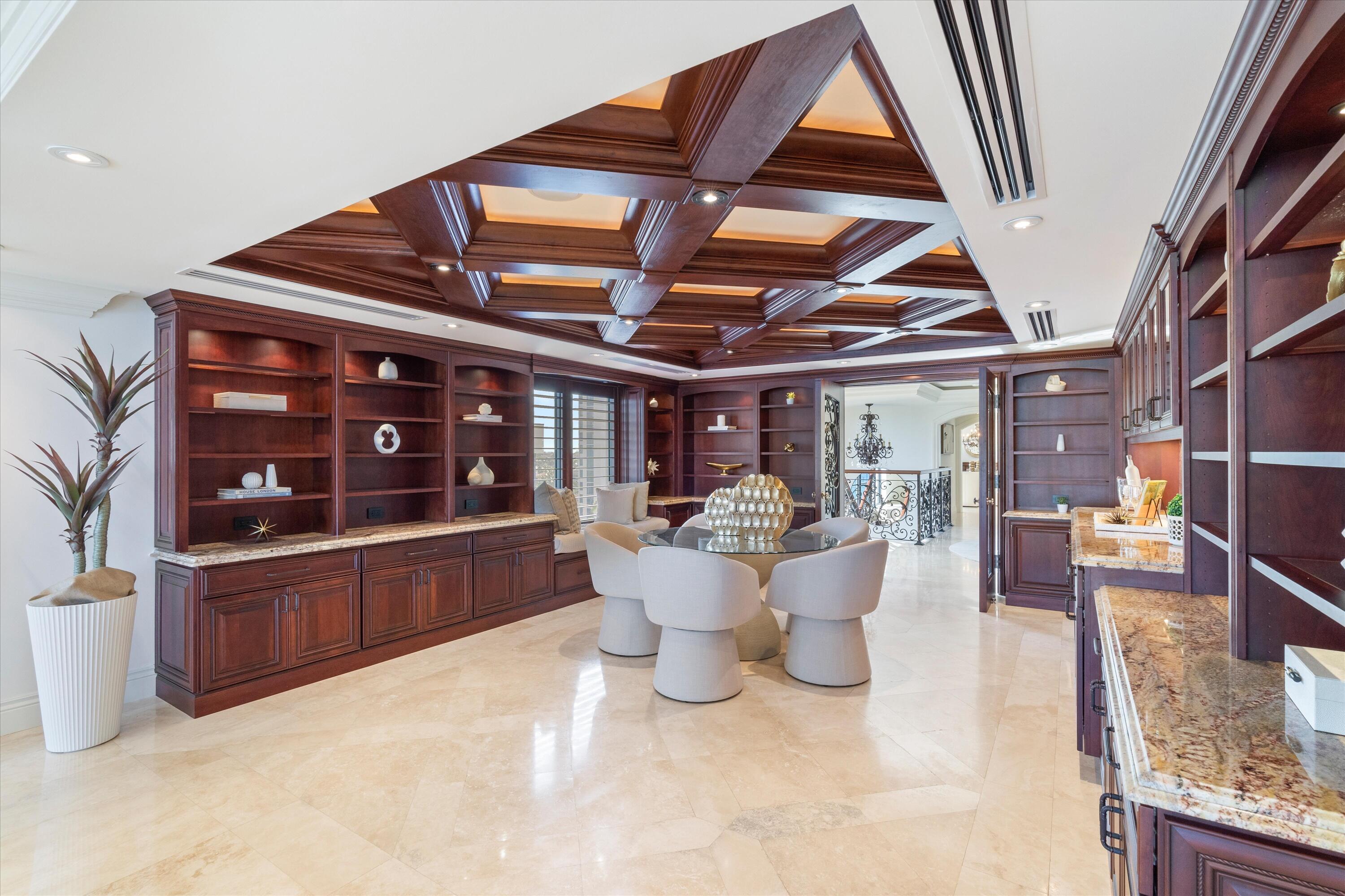 2155 S Ocean Boulevard 10