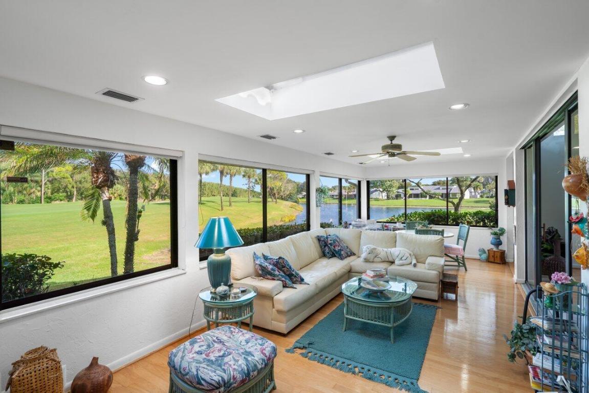 72 Northwoods Circle