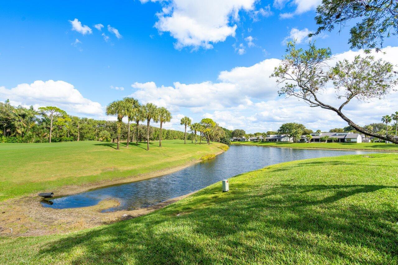 72 Northwoods Circle