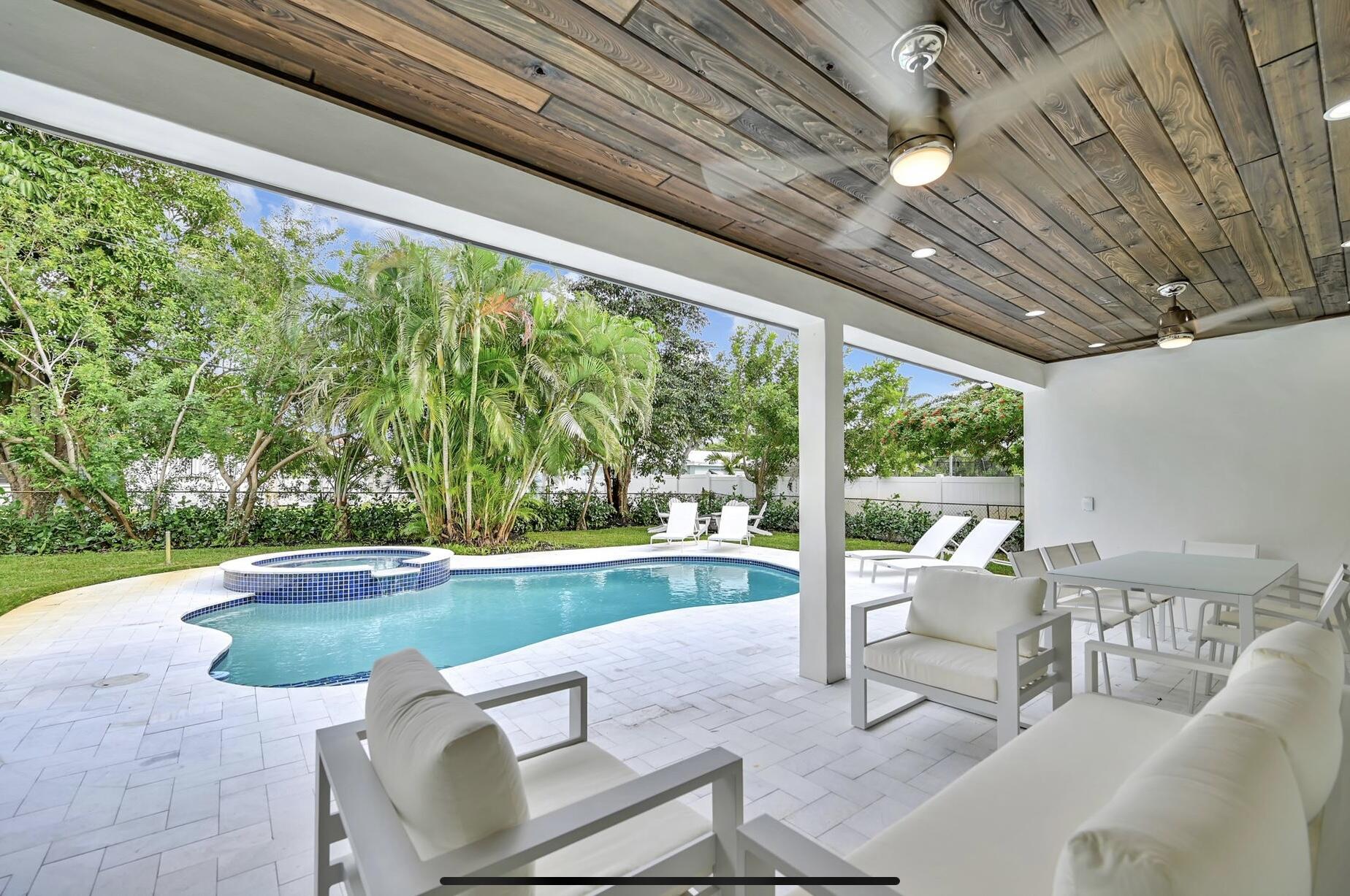 3214 Canal Drive