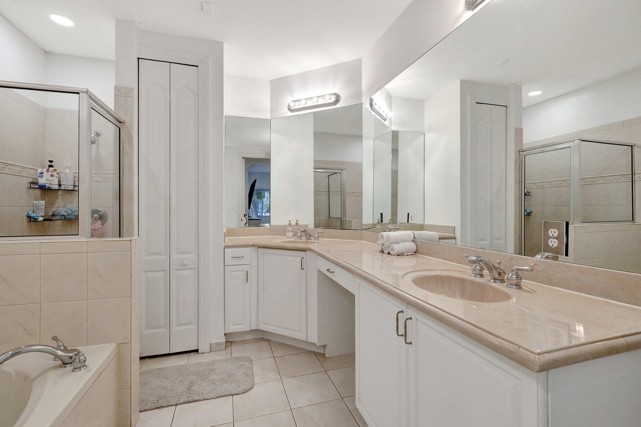 1000 Murano Bay Drive, Boynton Beach