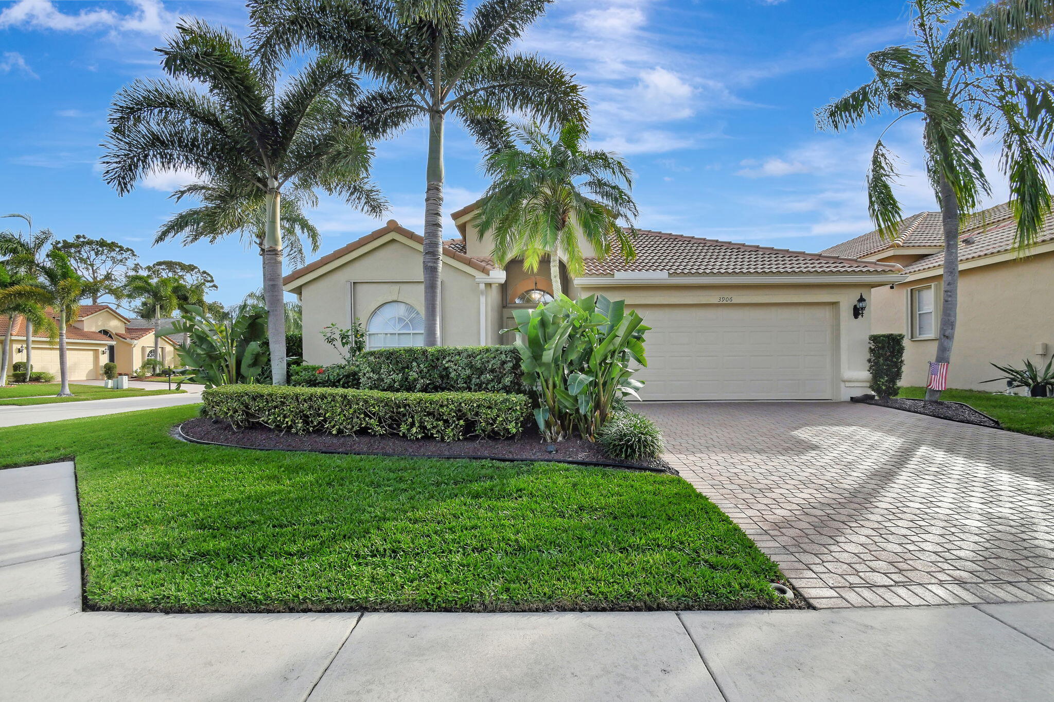 3906 Palladium Lake Drive