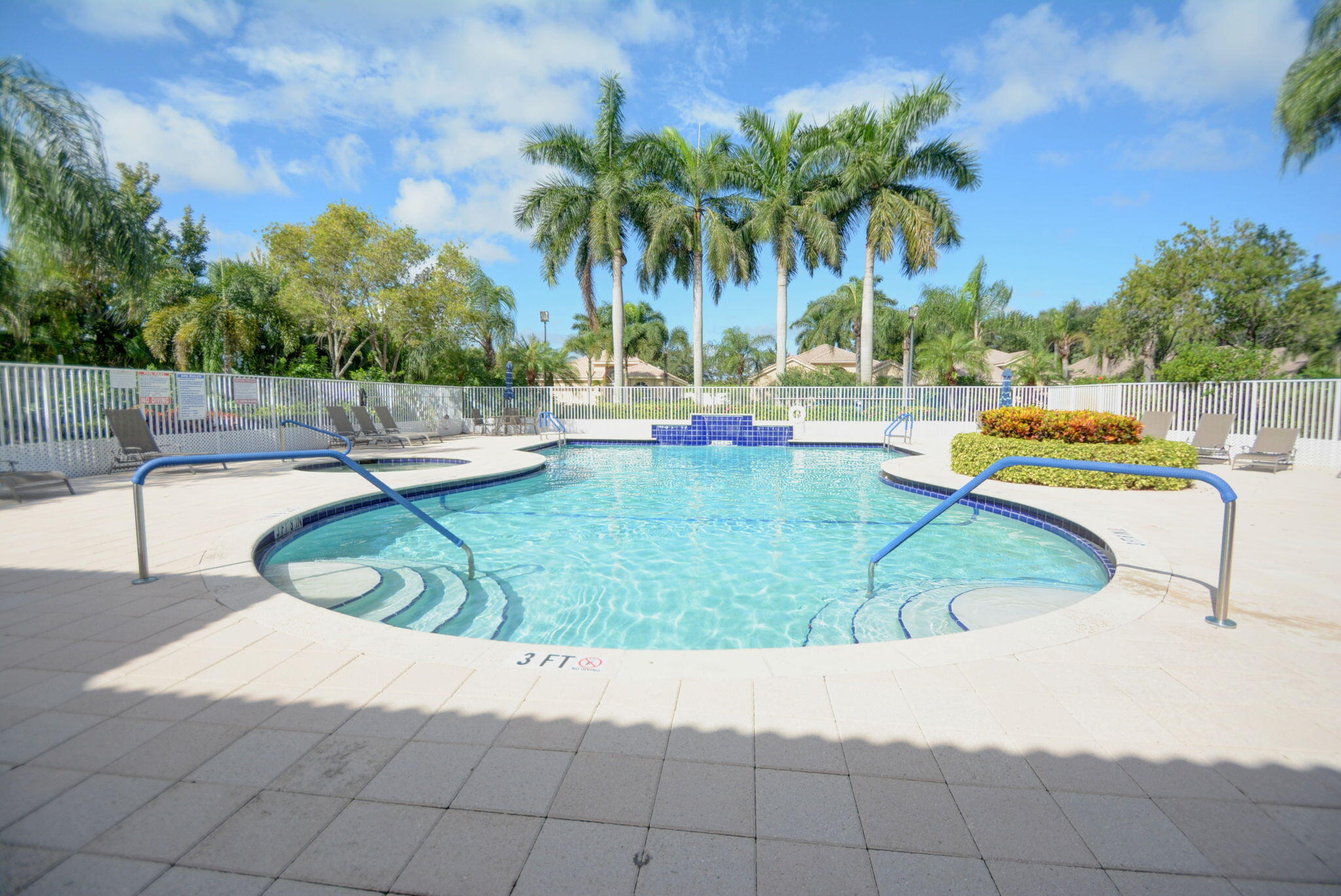 3906 Palladium Lake Drive