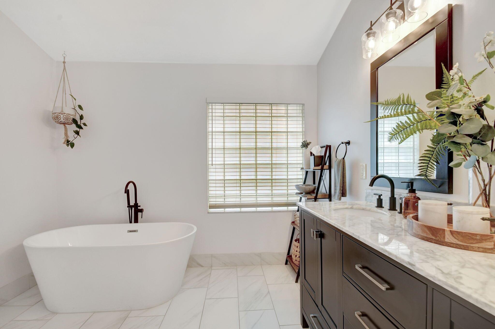 3906 Palladium Lake Drive