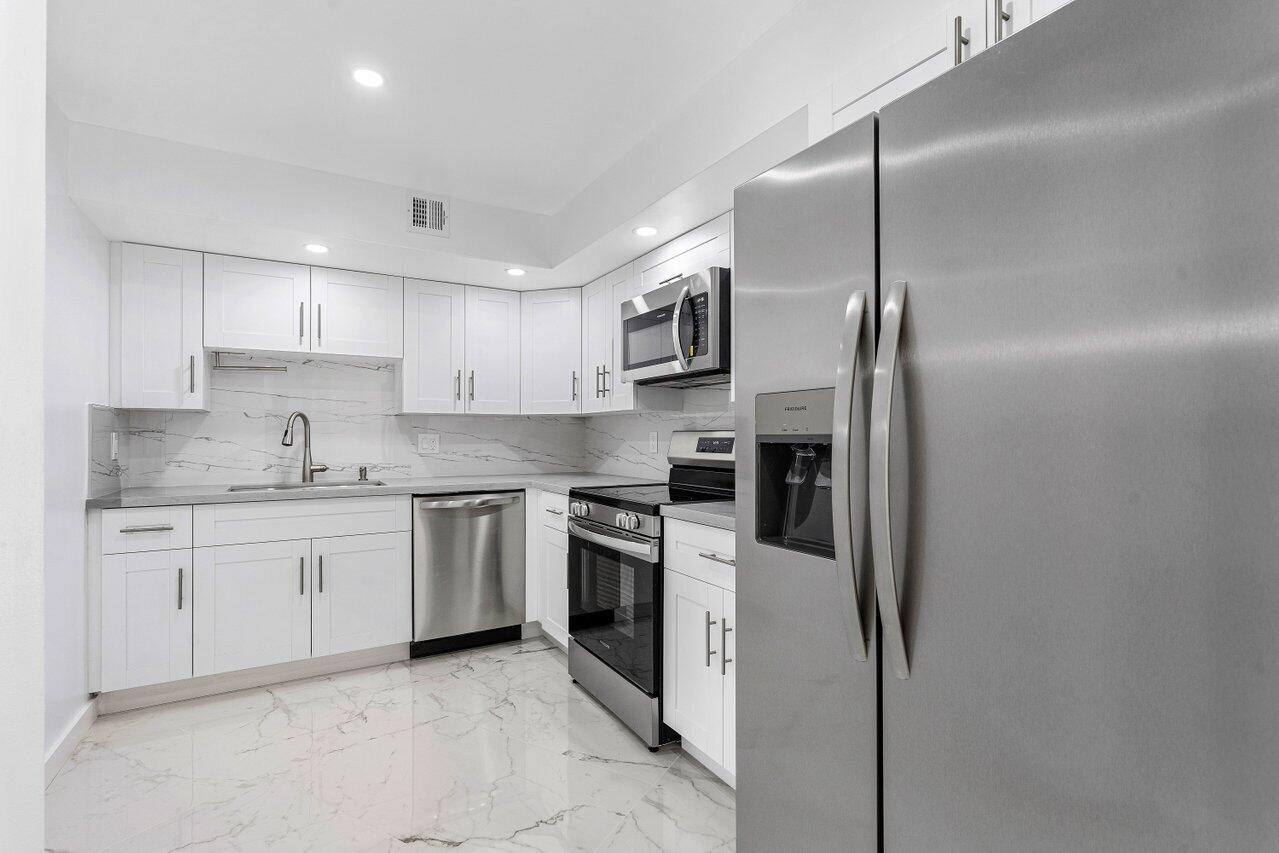 3090 N Course Drive 208