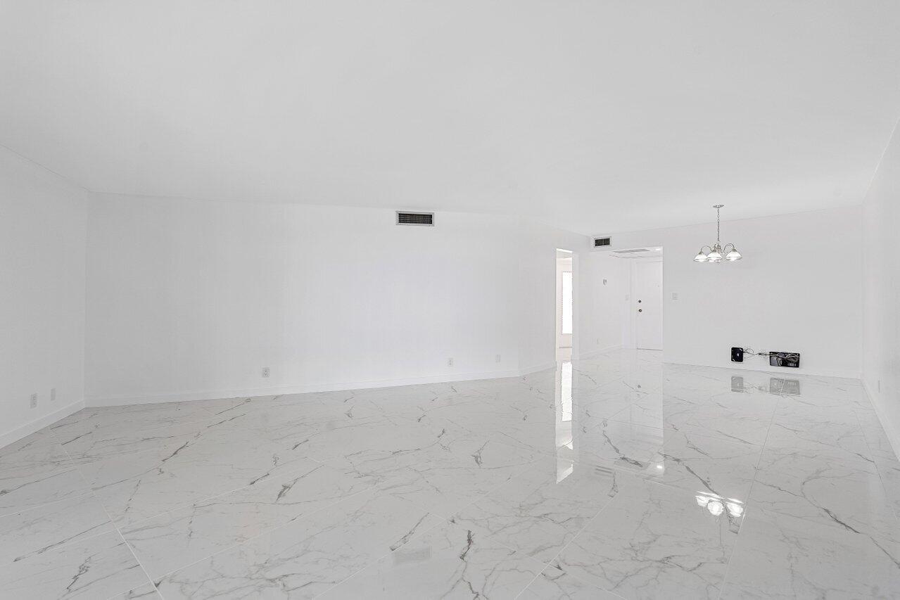 3090 N Course Drive 208