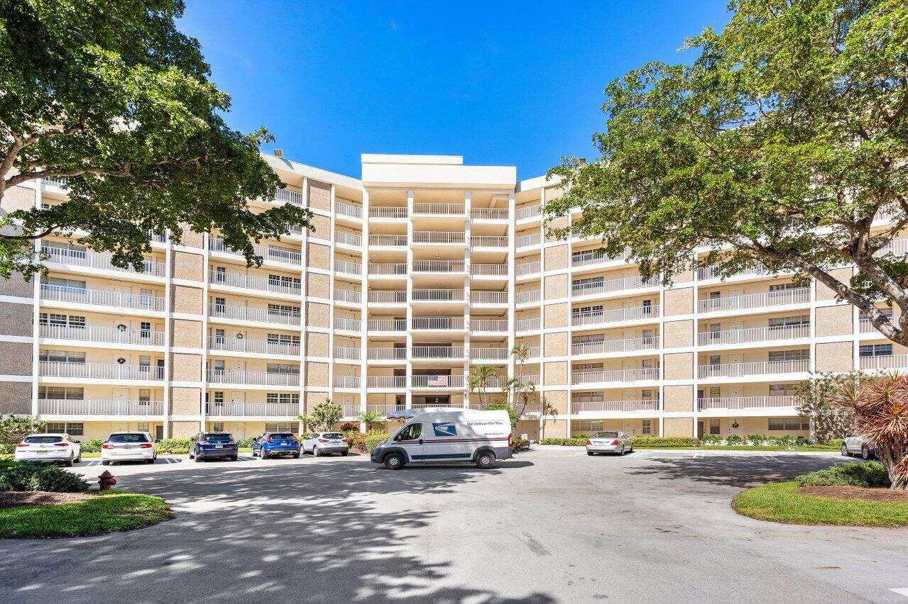 3090 N Course Drive 208