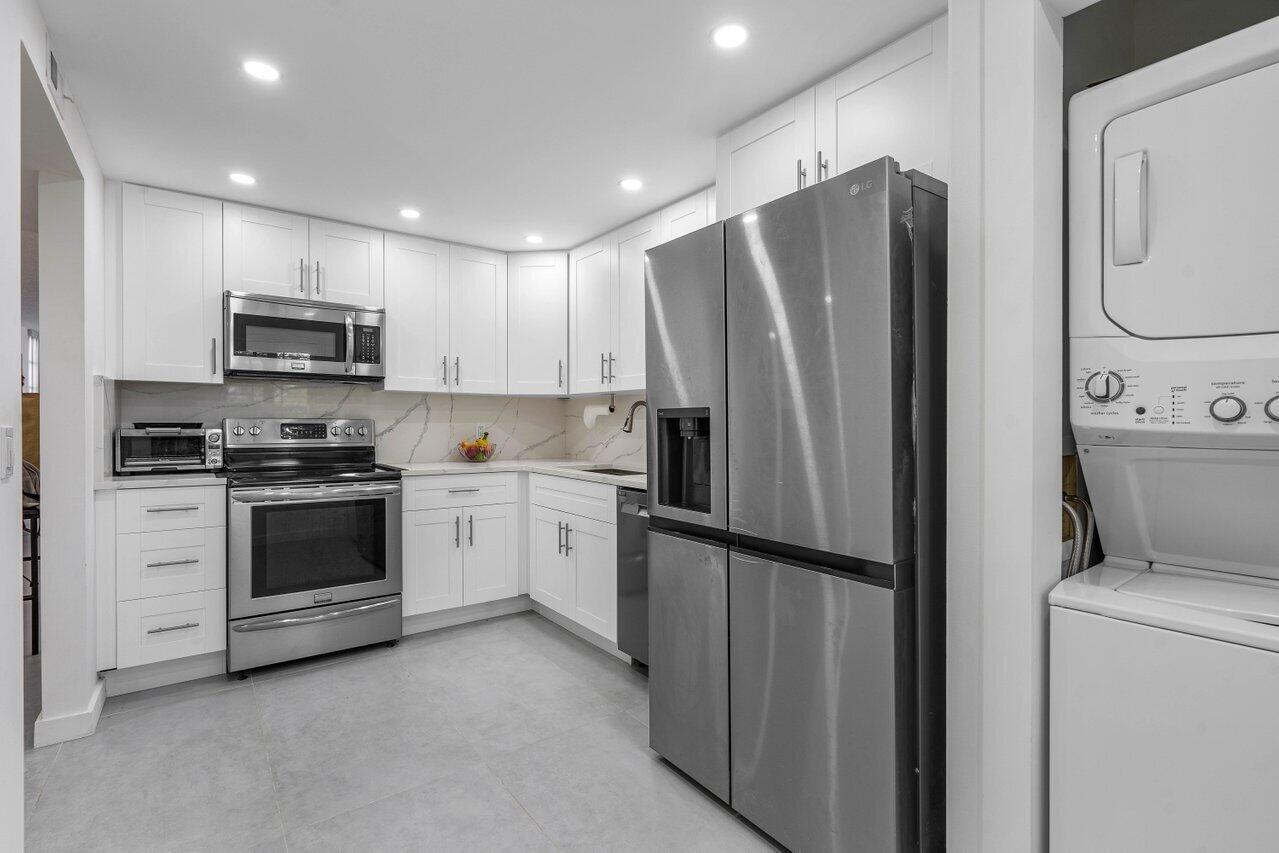 802 Cypress Grove Lane 406