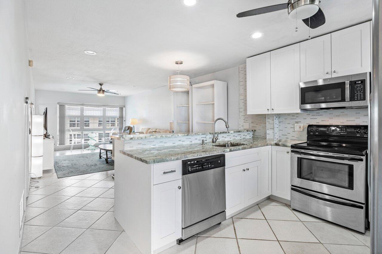 3851 N Ocean Boulevard 4030