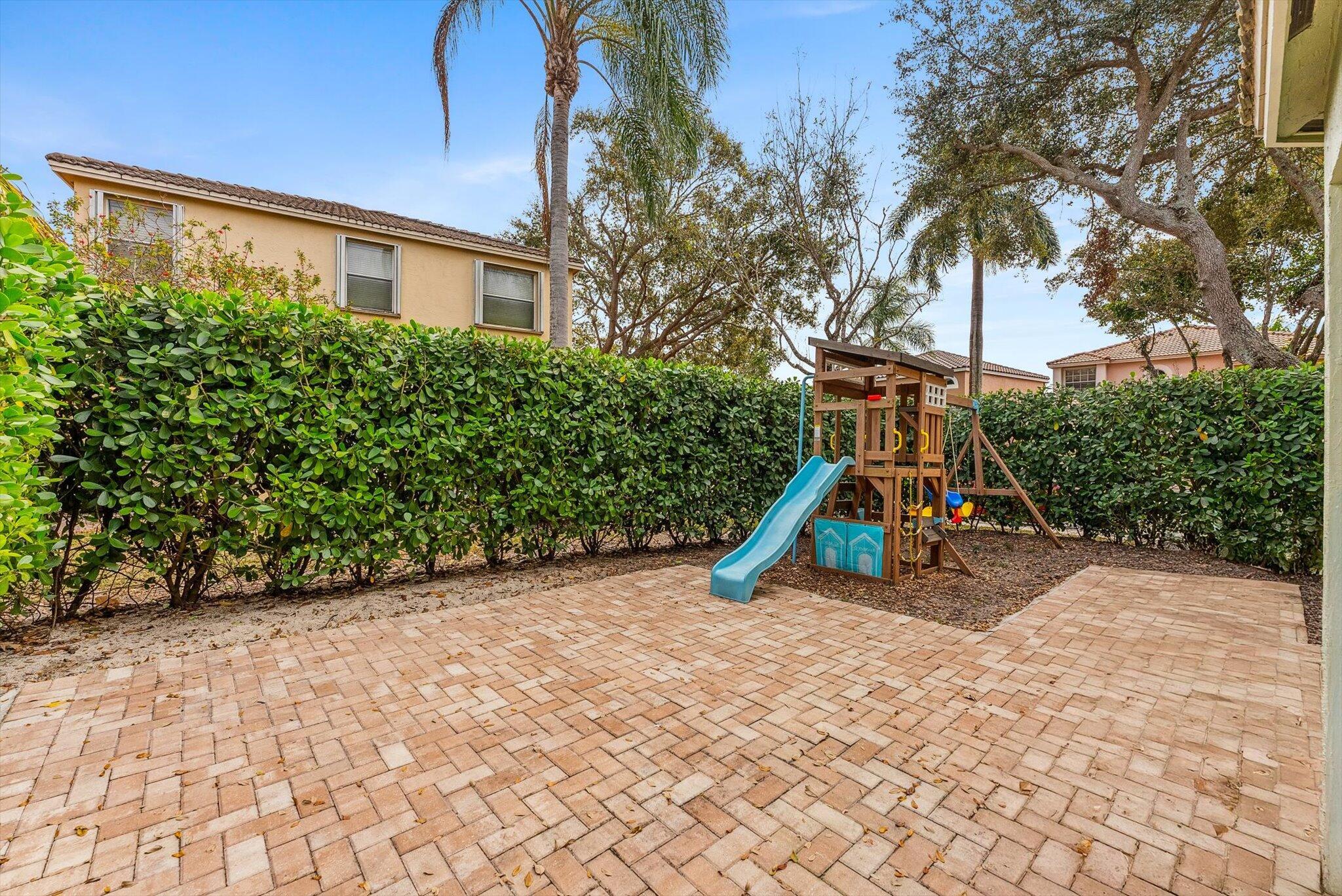 5820 Eagle Cay Terrace