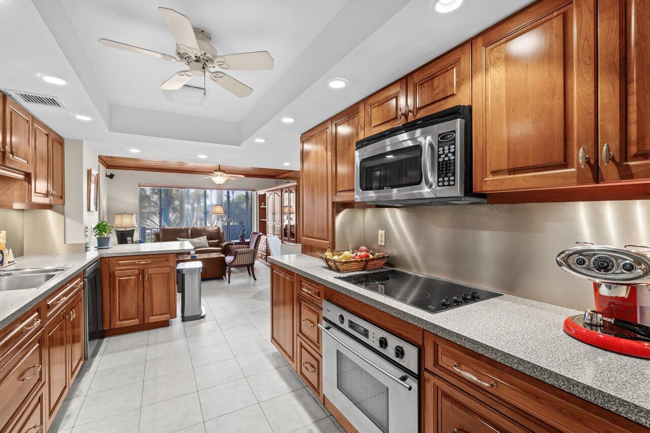 4301 N Ocean Boulevard 205