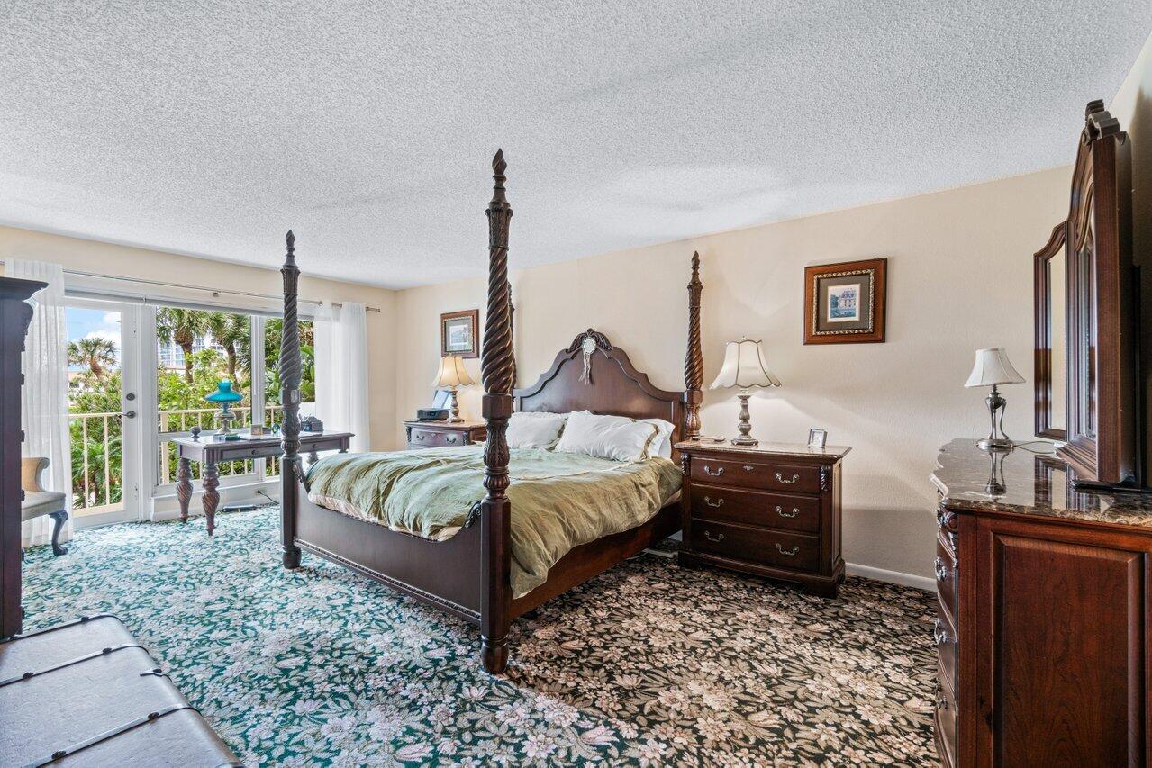 4301 N Ocean Boulevard 205