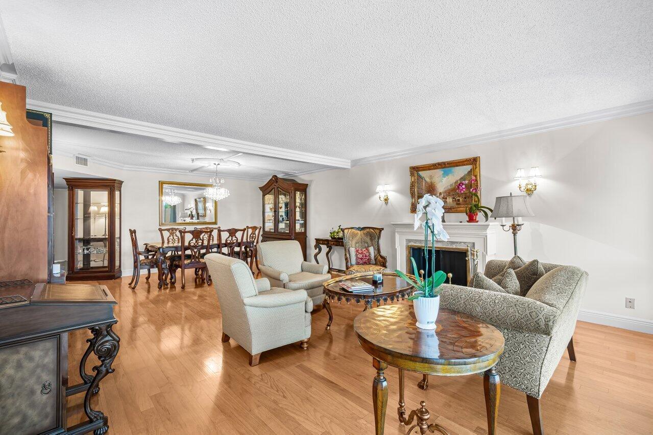 4301 N Ocean Boulevard 205