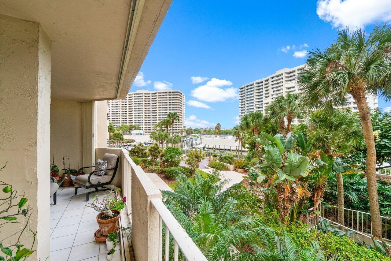 4301 N Ocean Boulevard 205