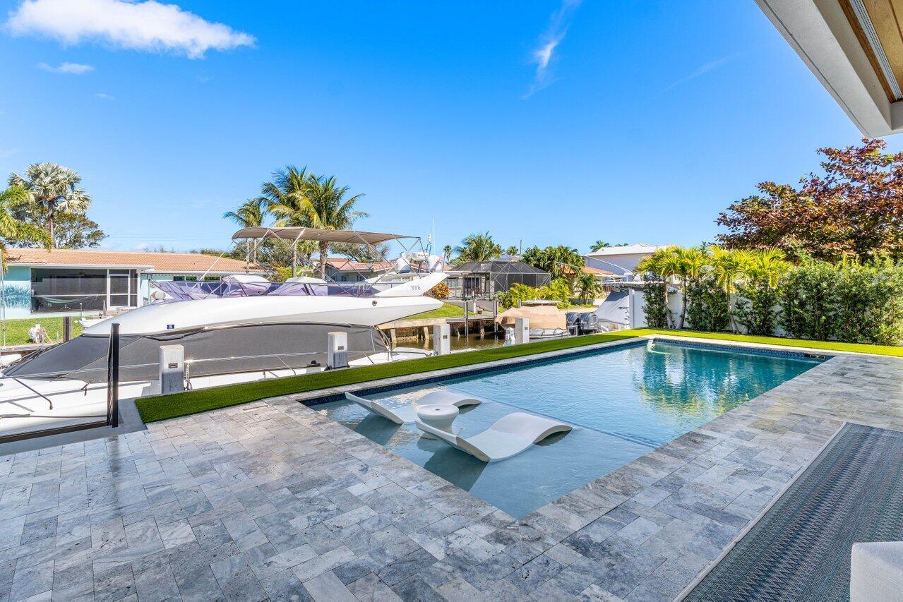 725 NE 71st Street