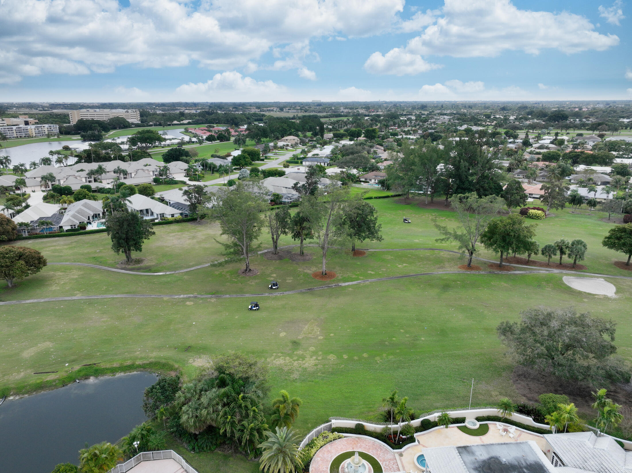 100 Glenbrook Court, Atlantis