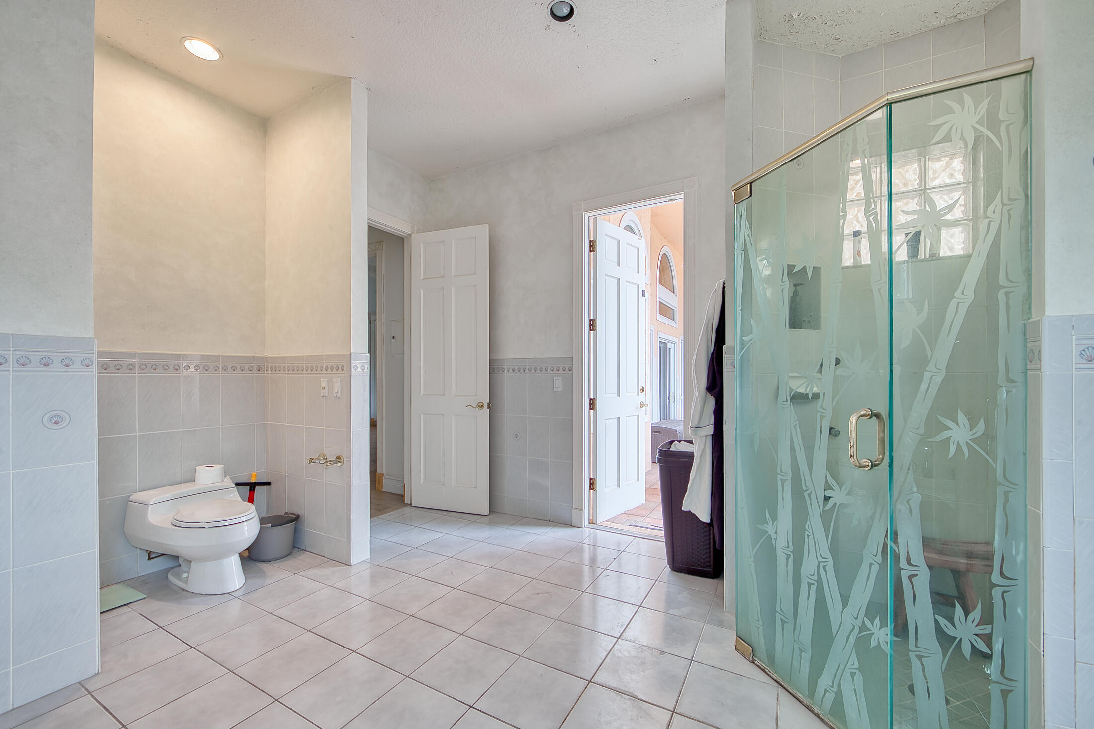 100 Glenbrook Court, Atlantis