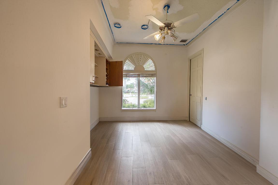 100 Glenbrook Court, Atlantis