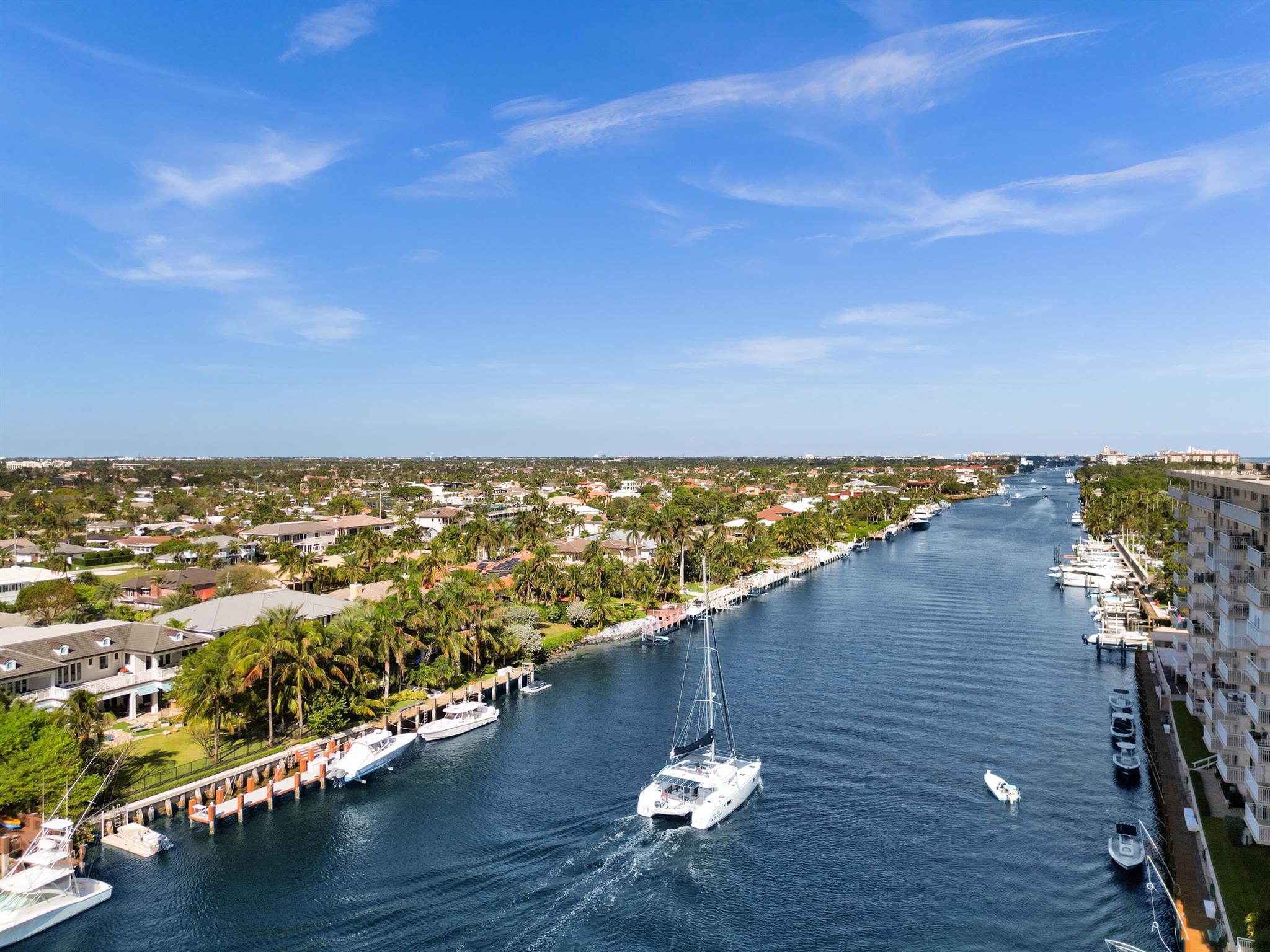 1051 Hillsboro Mile 510e