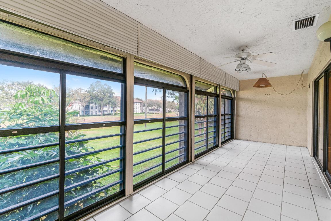 10137 Mangrove Drive 202, Boynton Beach Unit: 202