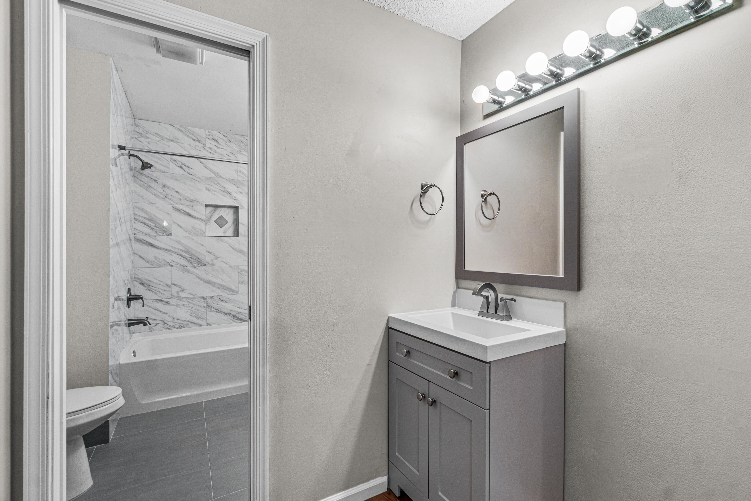 10137 Mangrove Drive 202, Boynton Beach Unit: 202