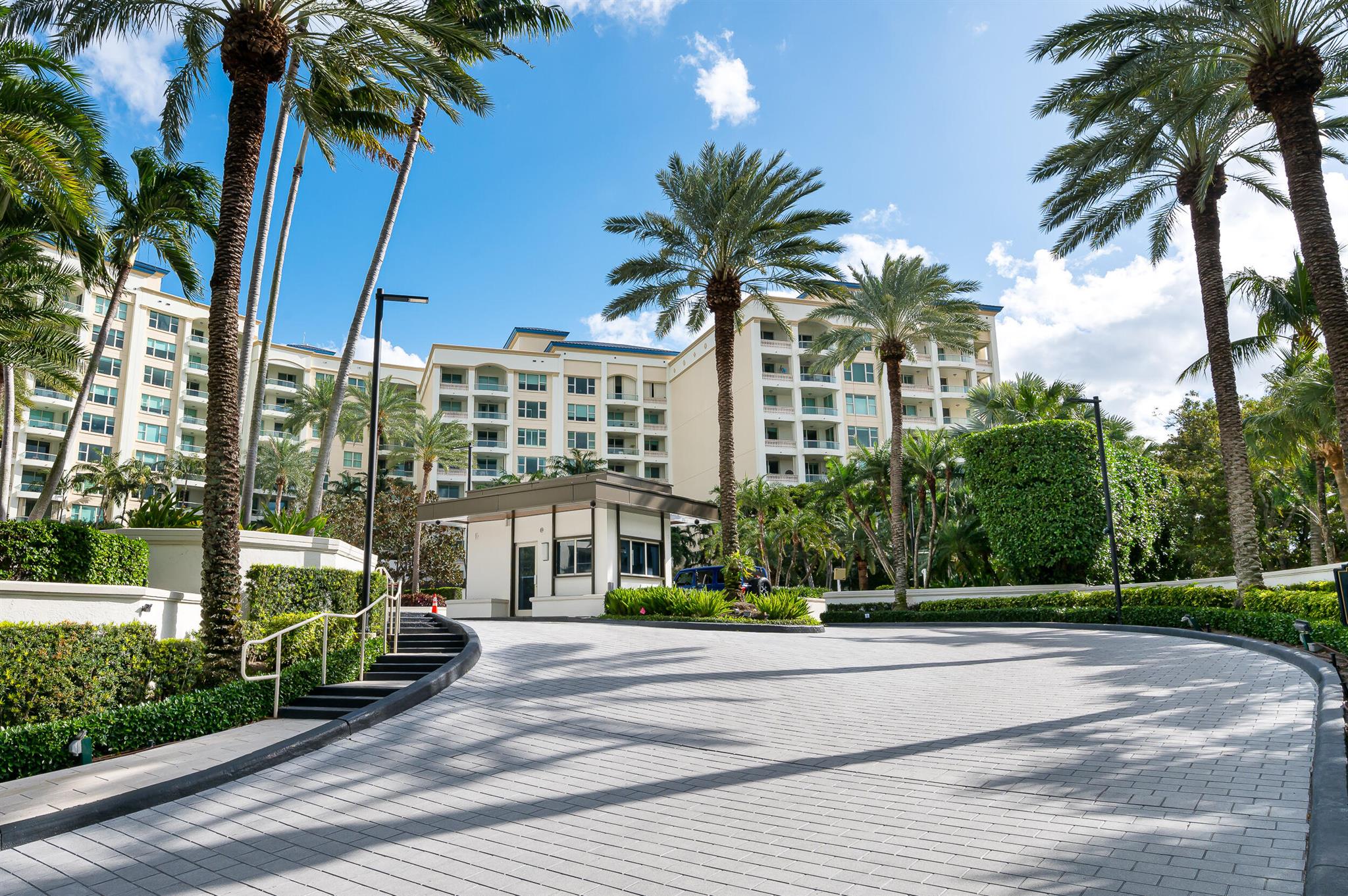 550 SE 5th Avenue 203s