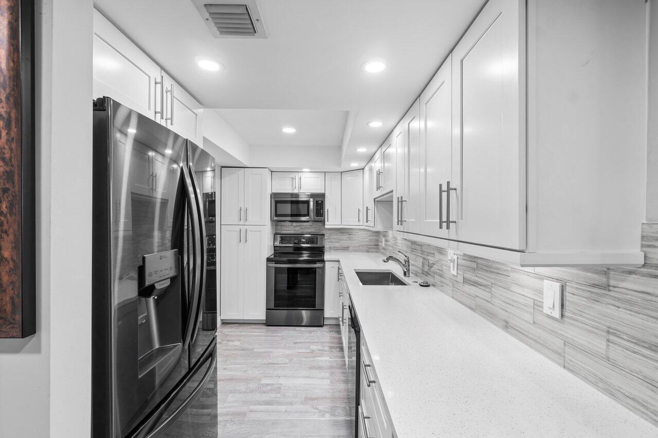 6797 Willow Wood Drive 6066