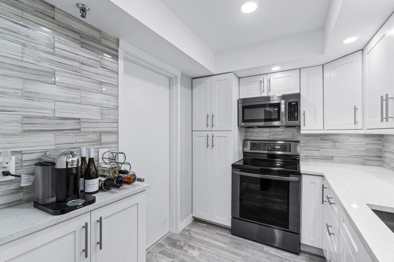 6797 Willow Wood Drive 6066