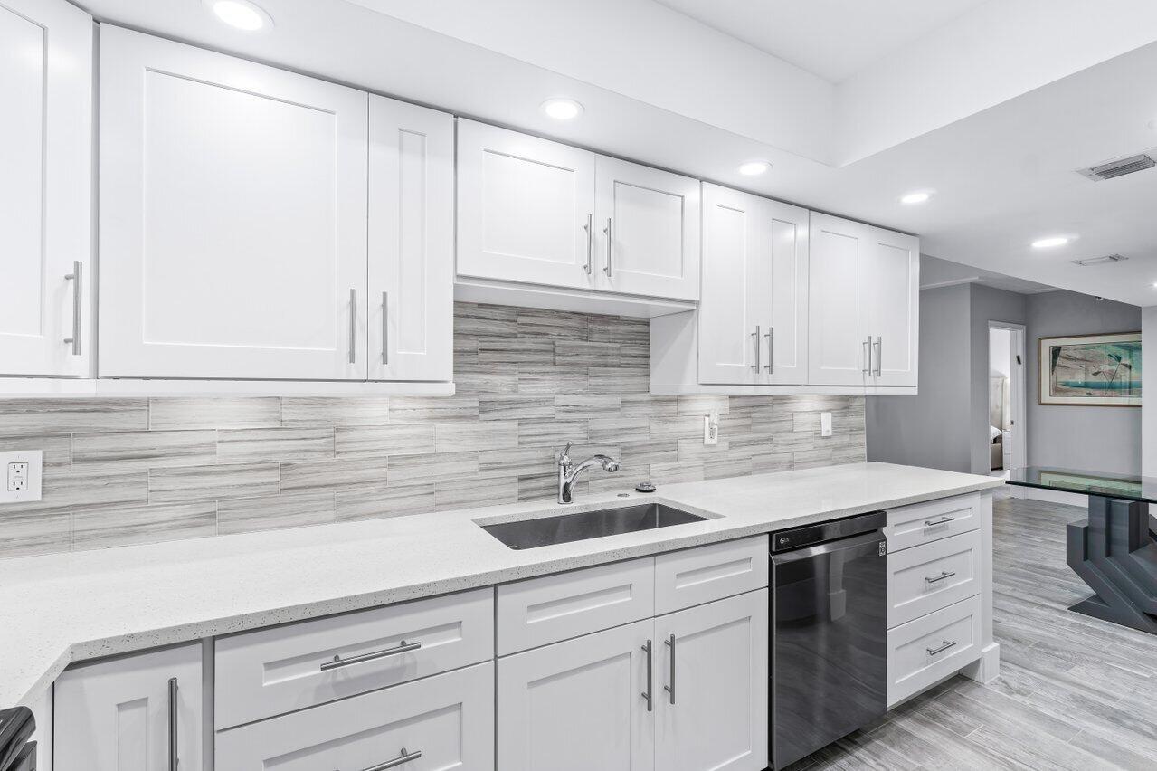 6797 Willow Wood Drive 6066