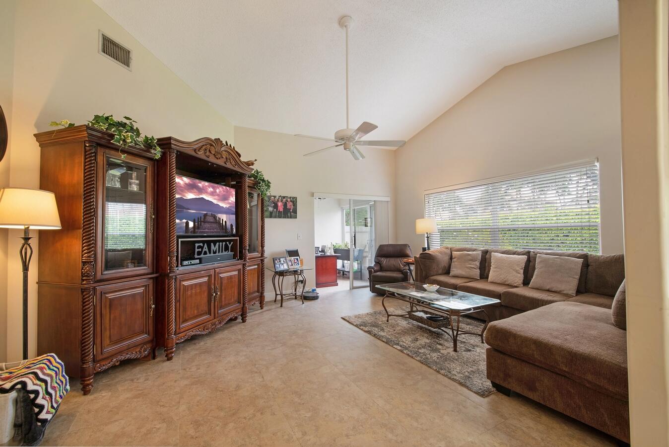 7872 Mansfield Hollow Road