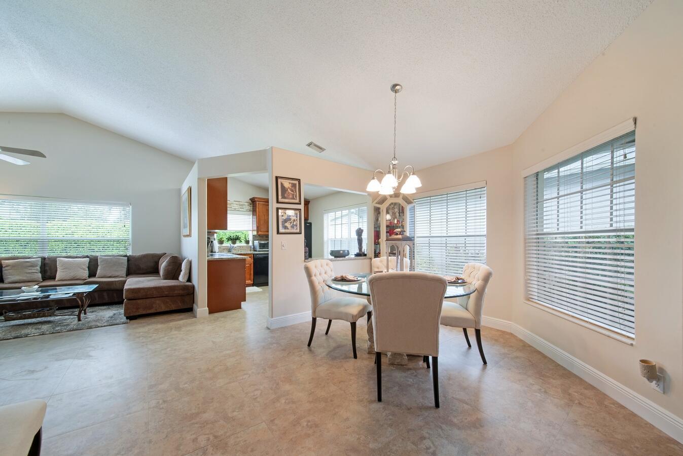 7872 Mansfield Hollow Road