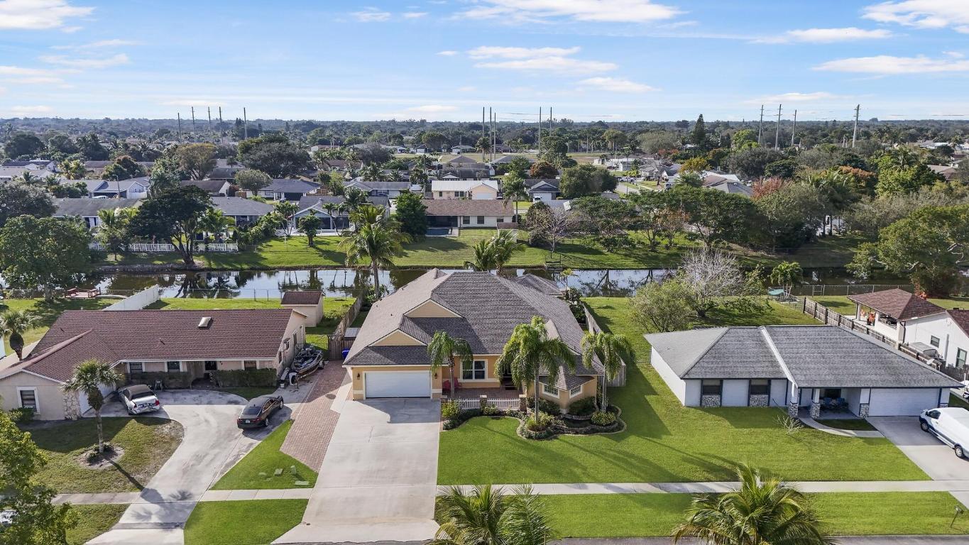 196 Bilbao Street, Royal Palm Beach