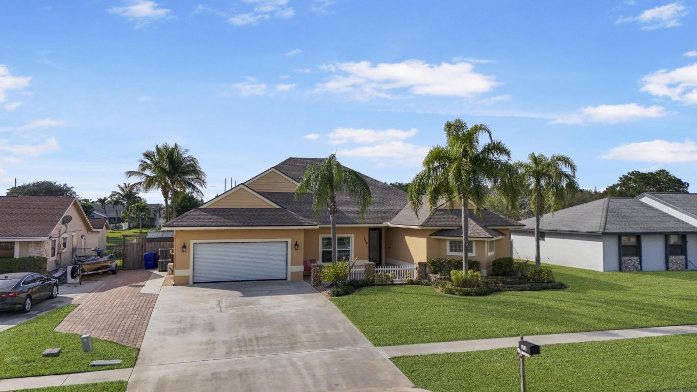 196 Bilbao Street, Royal Palm Beach