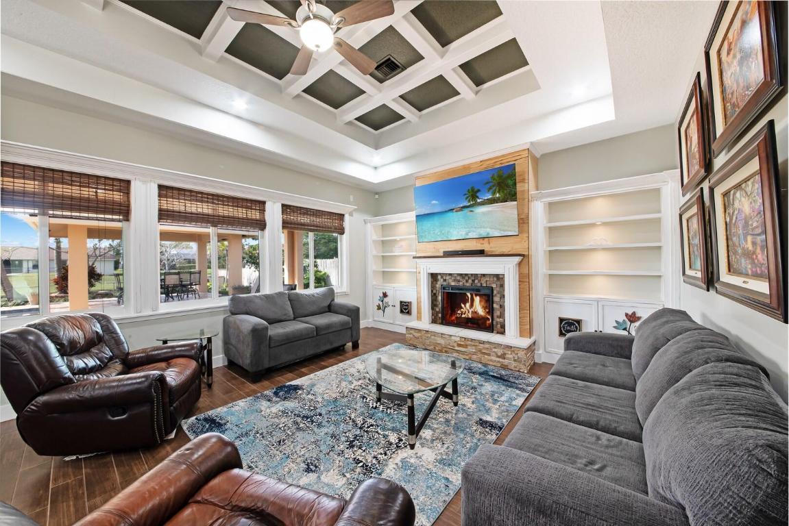 196 Bilbao Street, Royal Palm Beach