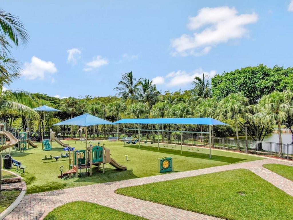 2735 Shaughnessy Drive, Wellington