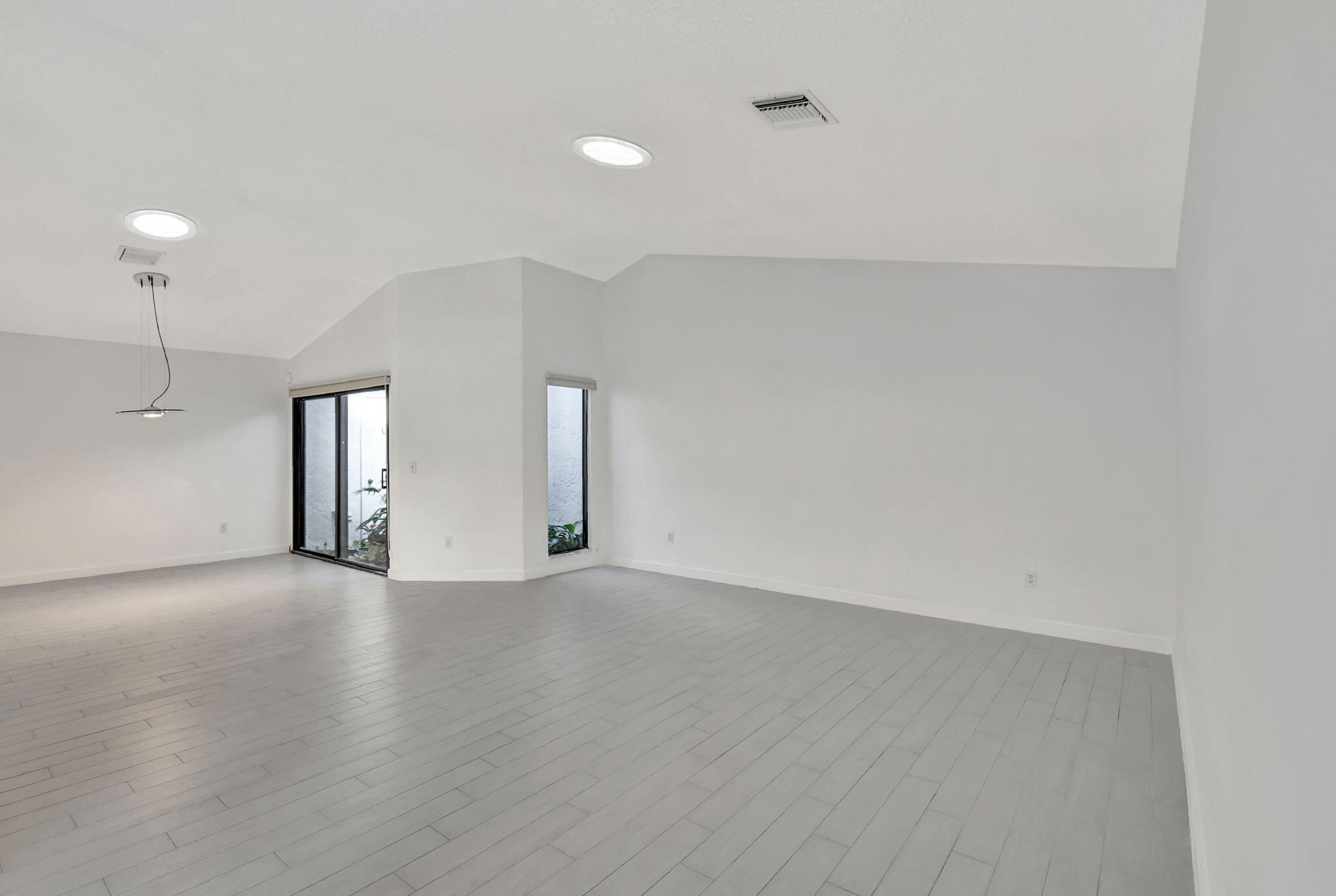 1205 NW 25th Lane, Delray Beach