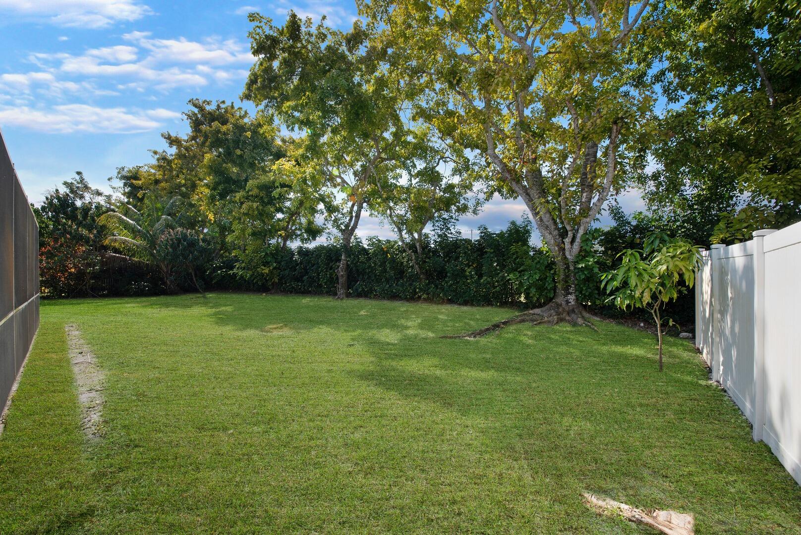 1595 Briar Oak Drive, Royal Palm Beach