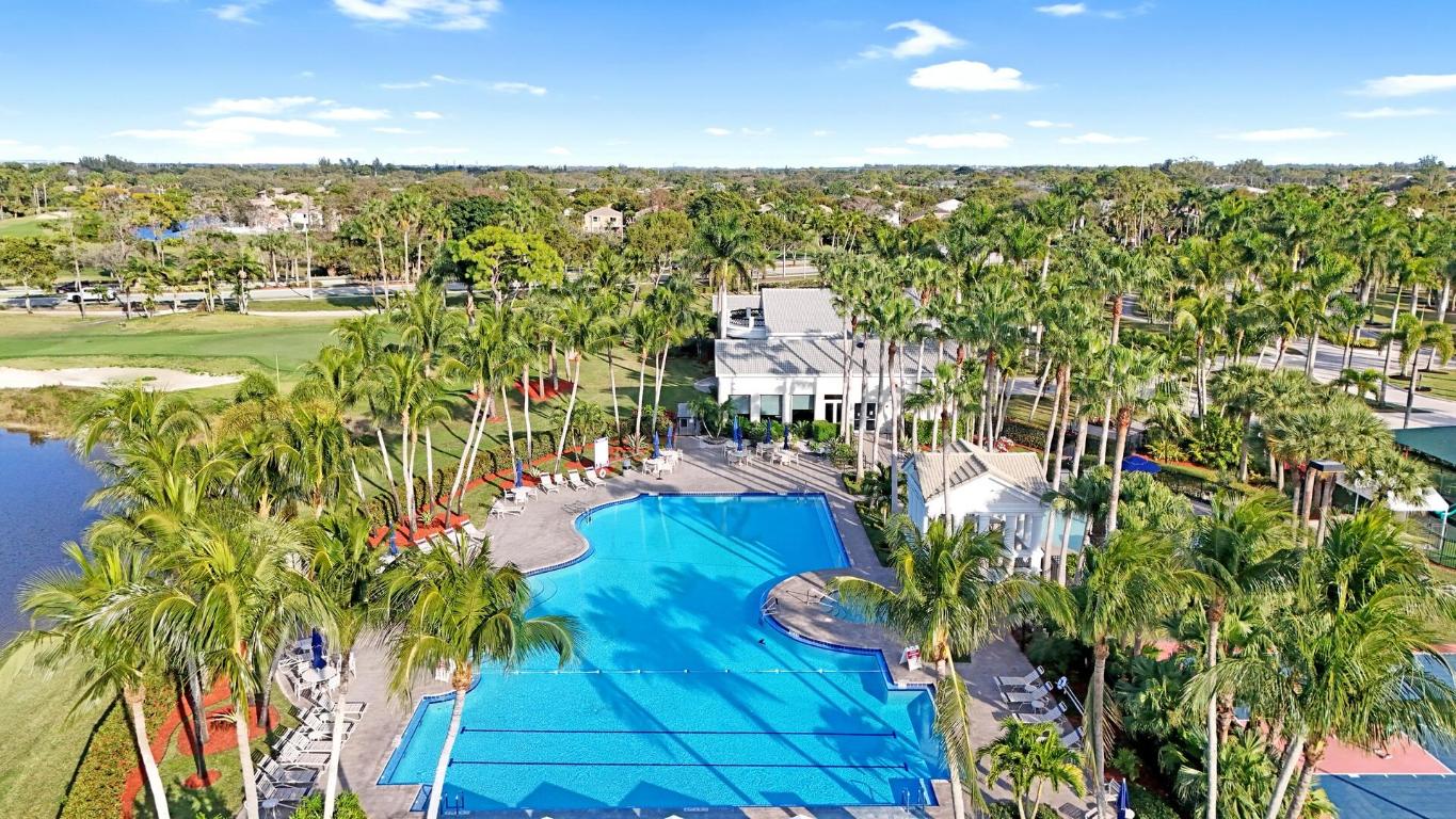 1595 Briar Oak Drive, Royal Palm Beach