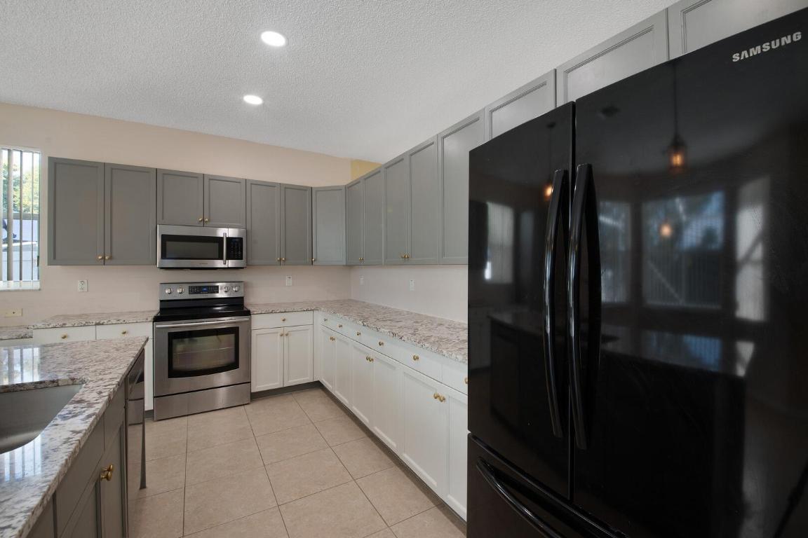 1595 Briar Oak Drive, Royal Palm Beach