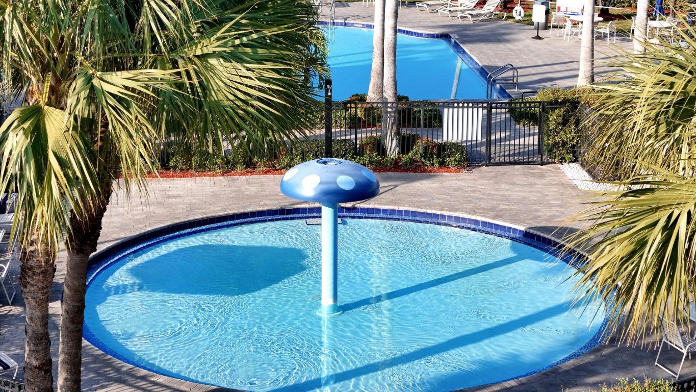 1595 Briar Oak Drive, Royal Palm Beach