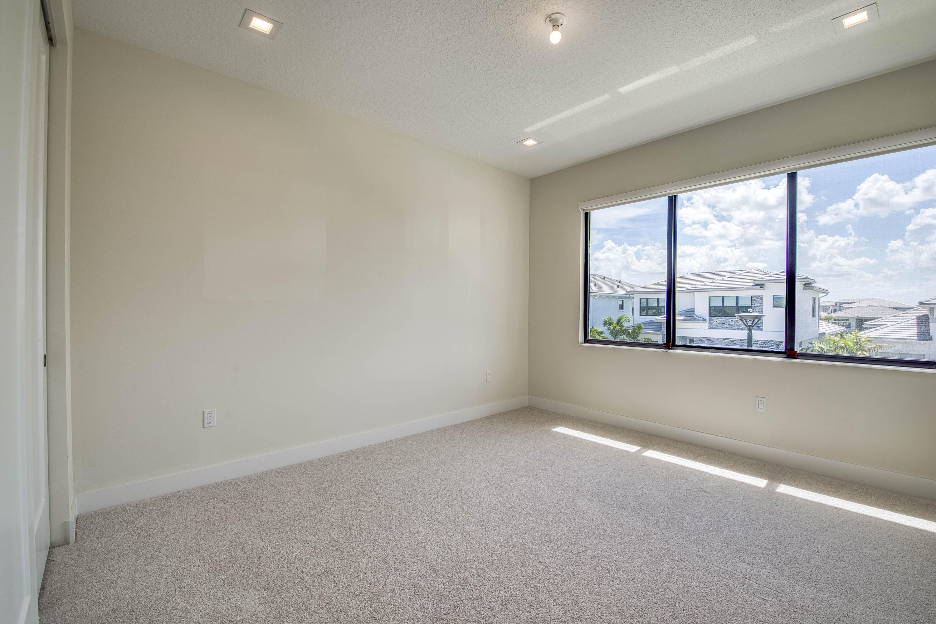 10040 Heron Flock Drive