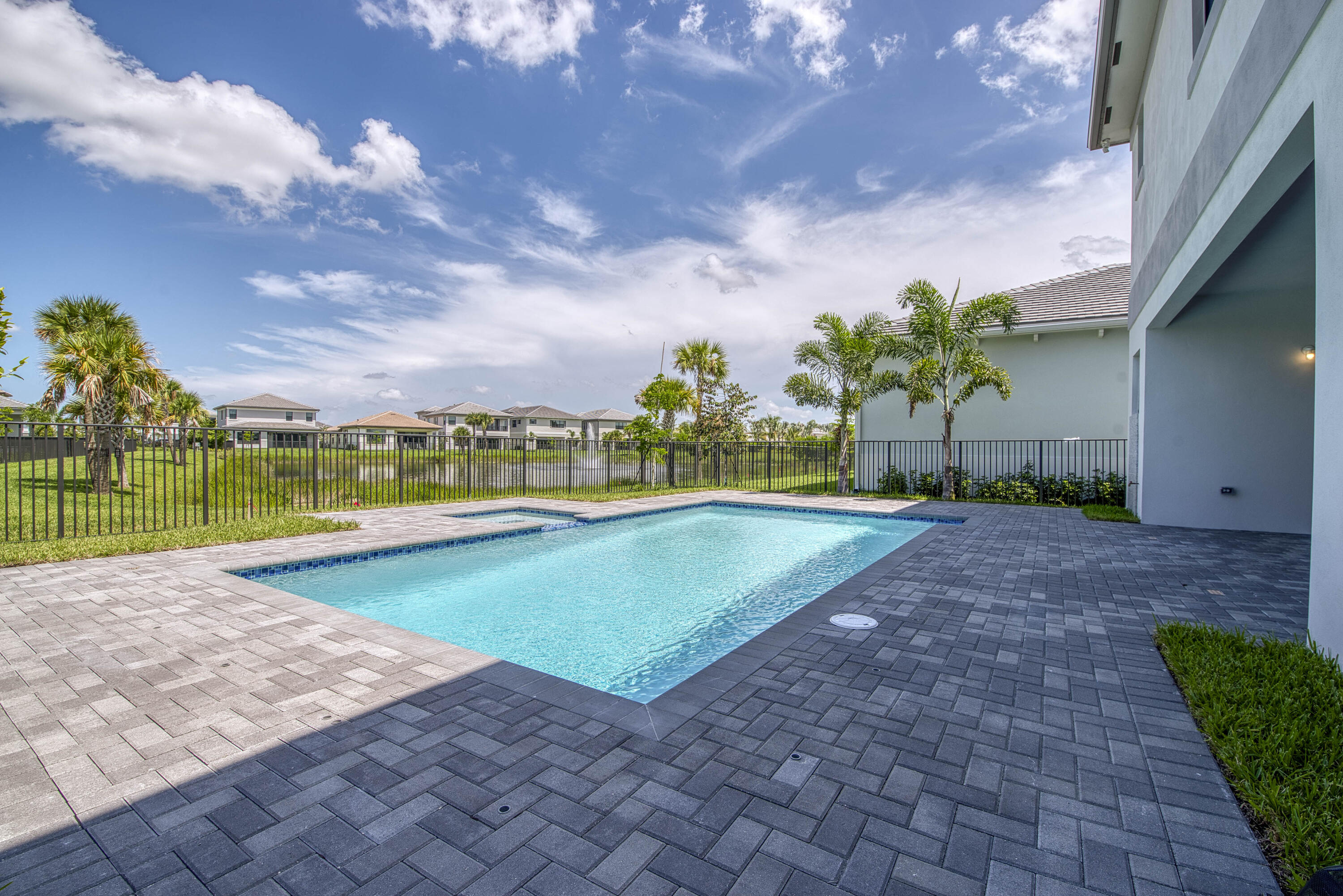 10040 Heron Flock Drive