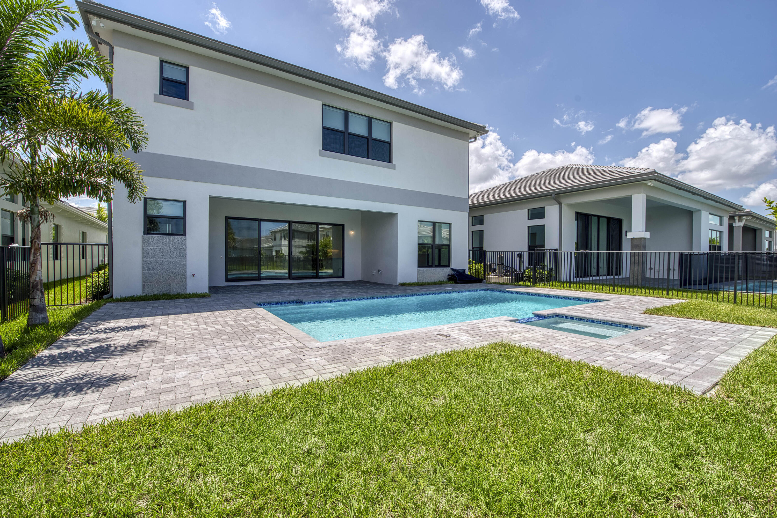 10040 Heron Flock Drive