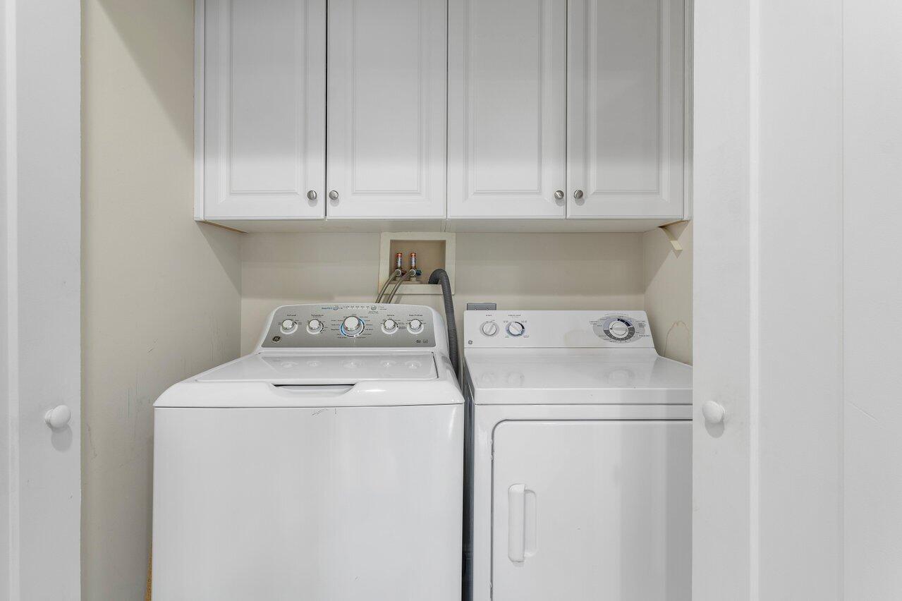 1034 E Heritage Club Circle