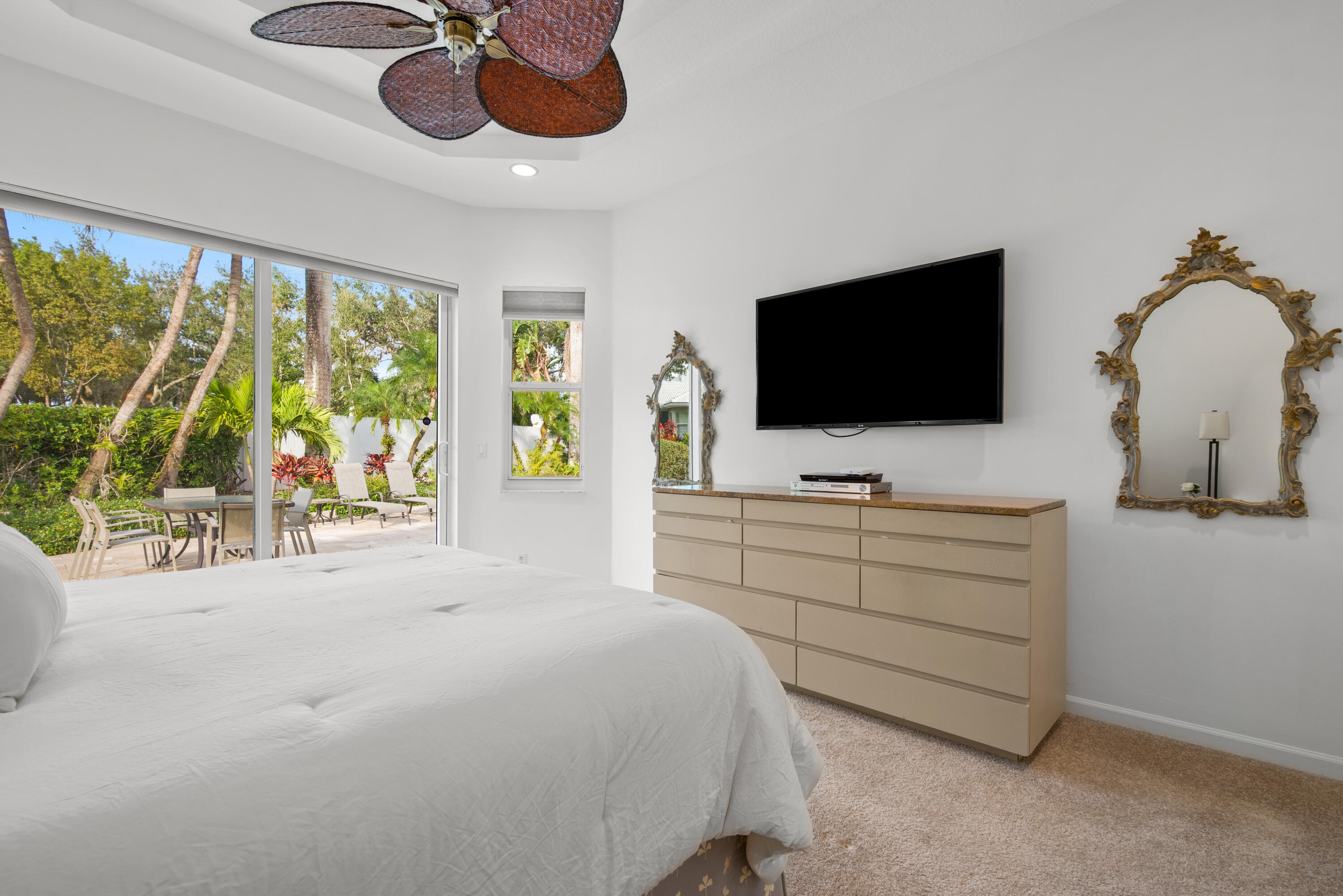 4190 NW 55th Place