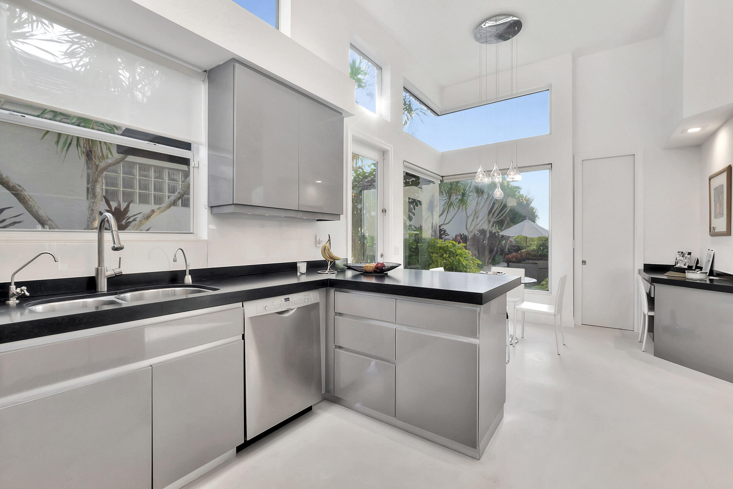 3597 NW Clubside Circle