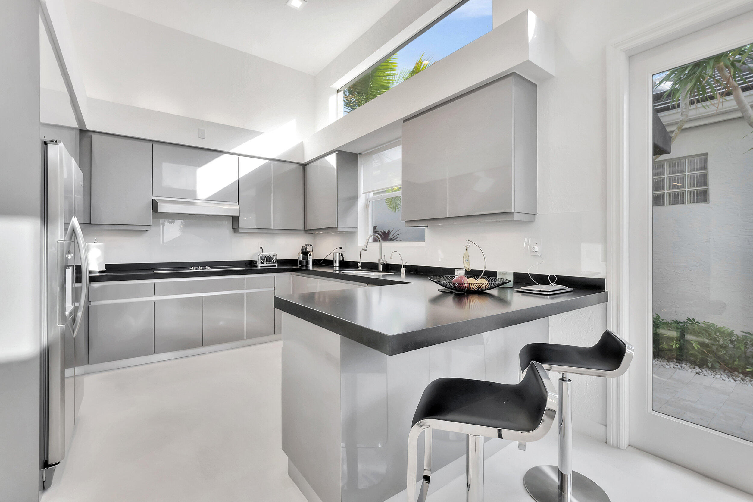 3597 NW Clubside Circle